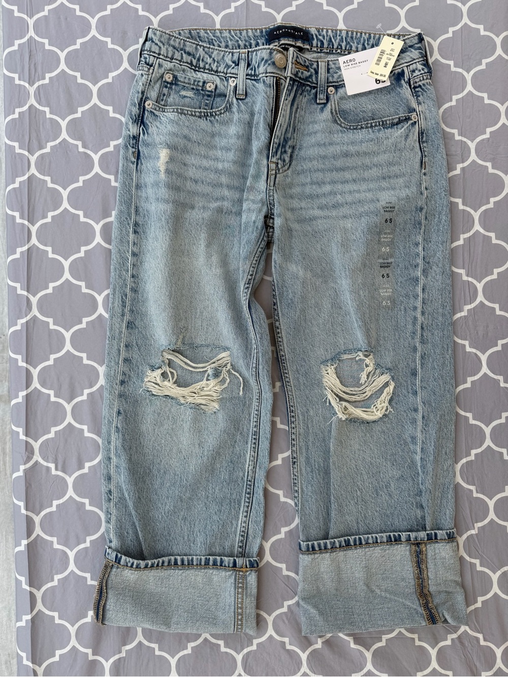 Light Blue Distressed Women's Jeans - Casual Relaxed Fit